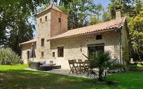 Le Pigeonnier Des Cabanes